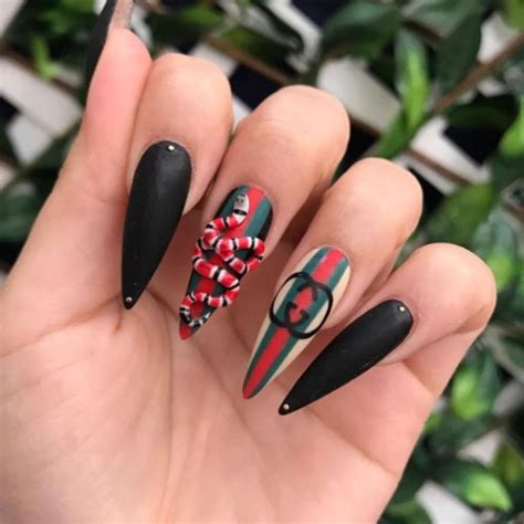 gucci snake nails|simple Gucci nails.